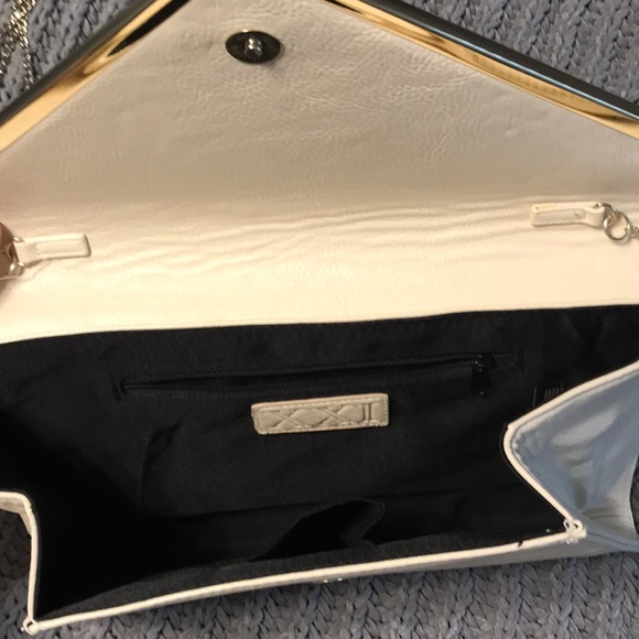 Purse - Picture 4 of 4